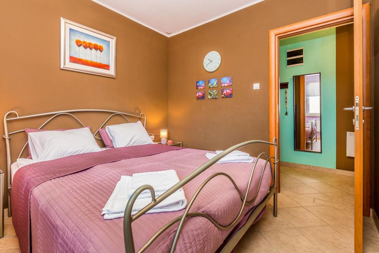Sunfun Apartment Cizici Luaran gambar